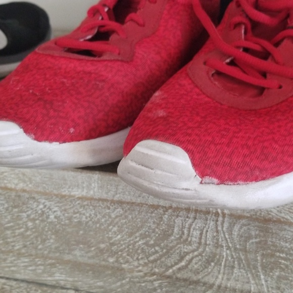 Nike SB Stefan Jawosli Red Size 10 - Picture 6 of 8